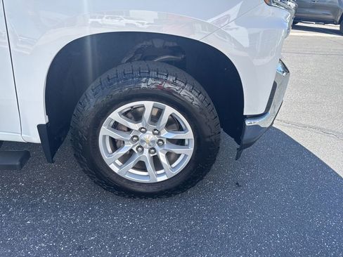 Used 2021 Chevrolet Silverado 1500 LT AWD/4WD image 21