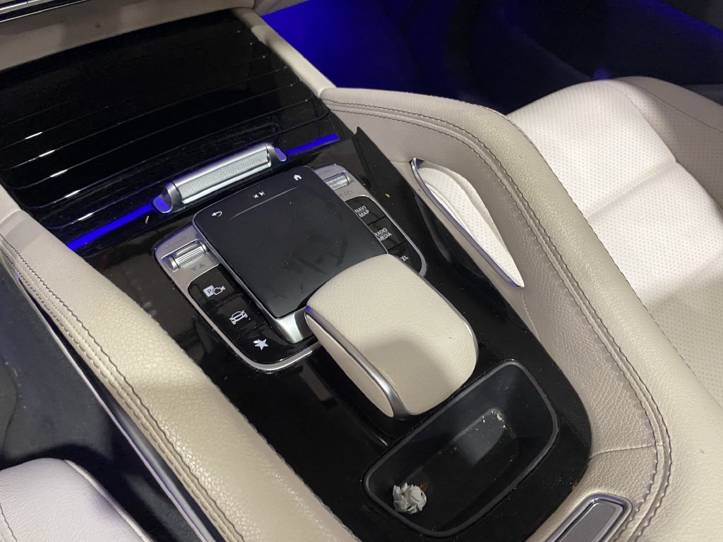 Used 2020 Mercedes-Benz GLE 350 4MATIC image 3
