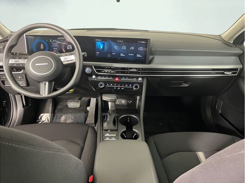 Used 2025 Hyundai Sonata SE FWD image 17