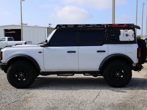 Used 2024 Ford Bronco Wildtrak image 5