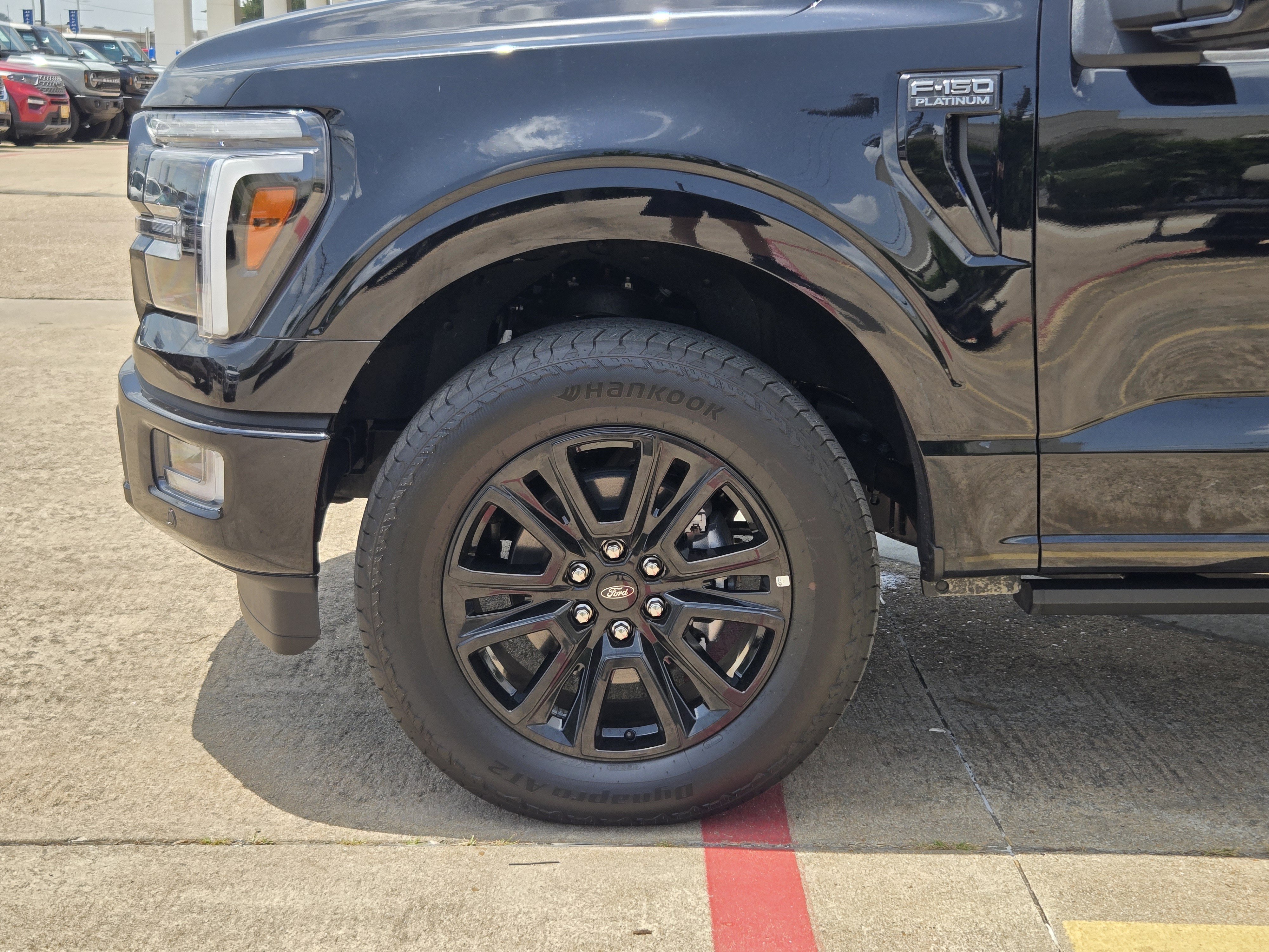 Used 2025 Ford F150 Platinum w/ Equipment Group 702A High AWD/4WD image 5