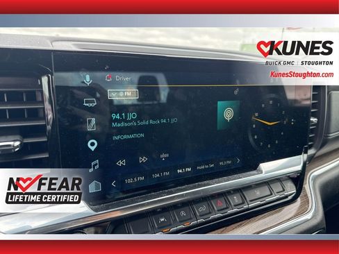 Used 2025 Chevrolet Silverado 1500 LT AWD/4WD image 25