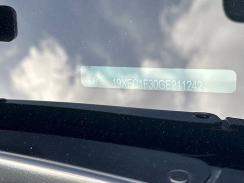 Used 2016 Honda Civic EX-T image 2