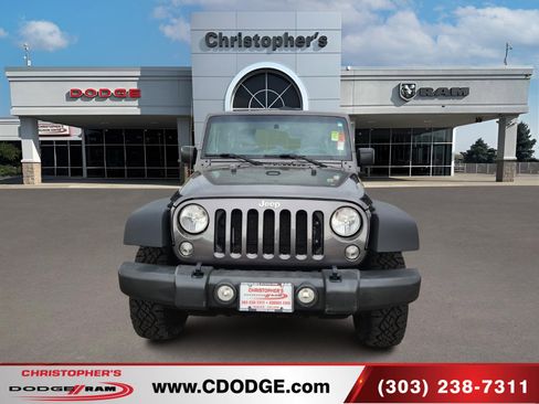 Used 2017 Jeep Wrangler Sport image 8