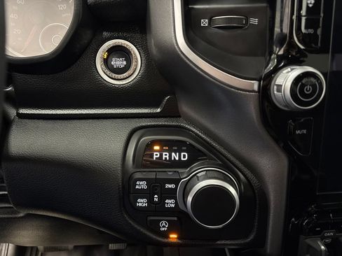 Used 2025 RAM 1500 Big Horn AWD/4WD image 22