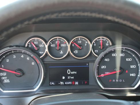 Used 2020 Chevrolet Silverado 1500 LT w/ Texas Edition AWD/4WD image 13