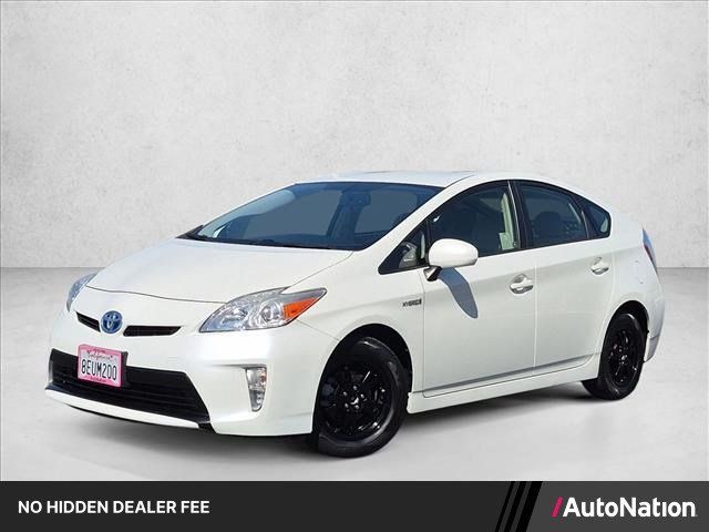 Used 2015 Toyota Prius Four FWD image 1