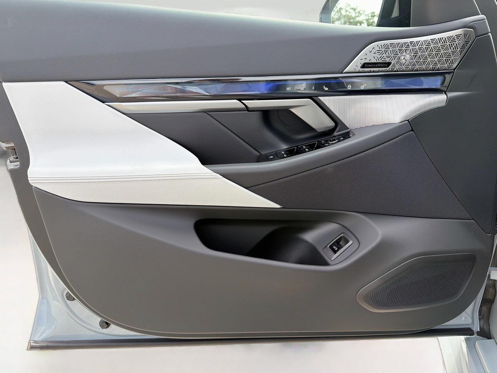 New 2027 BMW M5 Touring AWD/4WD image 22