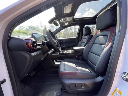 New 2026 Chevrolet Equinox RS w/ Convenience Package III image 17