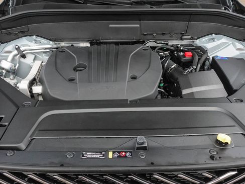New 2026 Volvo XC90 B5 Core image 38