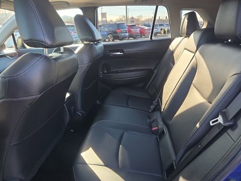 Used 2023 Toyota Corolla Cross XLE image 17