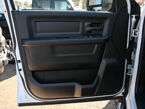 Used 2024 RAM 3500 Tradesman image 27