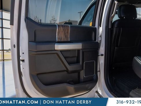 Used 2018 Ford F150 Lariat w/ Equipment Group 502A Luxury AWD/4WD image 21