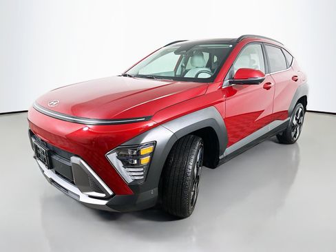 Certified 2024 Hyundai Kona Limited image 3