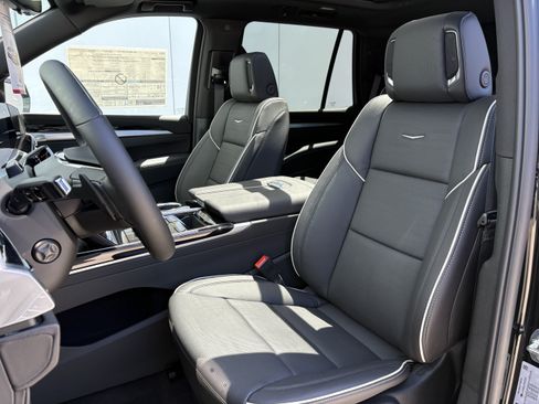 New 2026 Cadillac Escalade Sport w/ Touring Package AWD/4WD image 12