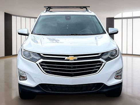 Certified 2018 Chevrolet Equinox Premier FWD image 3