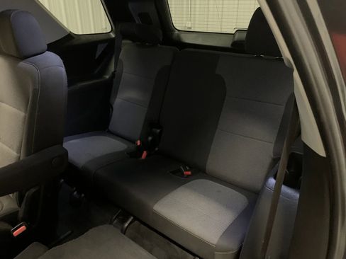 Used 2019 Chevrolet Traverse LT image 44