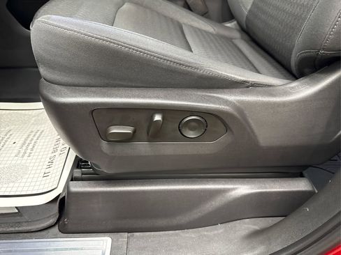 Used 2023 GMC Sierra 1500 Elevation w/ Preferred Package image 38