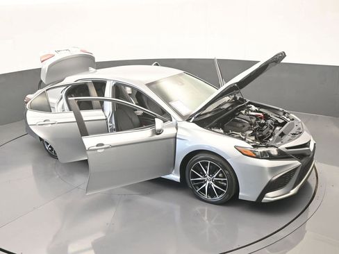 Used 2022 Toyota Camry SE image 67