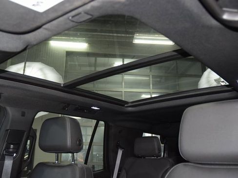 Used 2022 Chevrolet Tahoe Z71 w/ Luxury Package image 49