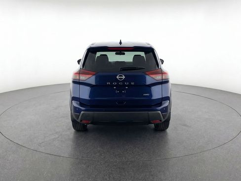 Used 2025 Nissan Rogue SV image 7