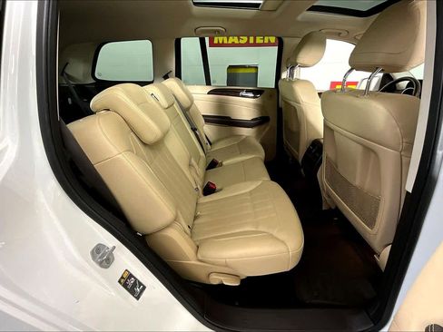 Used 2018 Mercedes-Benz GLS 450 4MATIC image 18