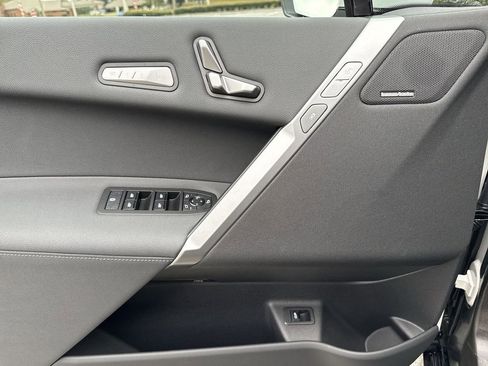 New 2026 BMW iX xDrive45 w/ M Sport Package image 17