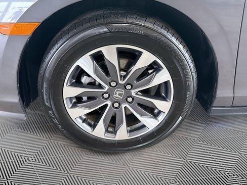 Used 2024 Honda Odyssey EX-L image 31