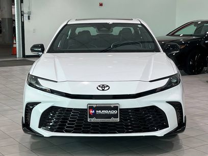 New 2026 Toyota Camry Hybrid w/ Multimedia Upgrade Package