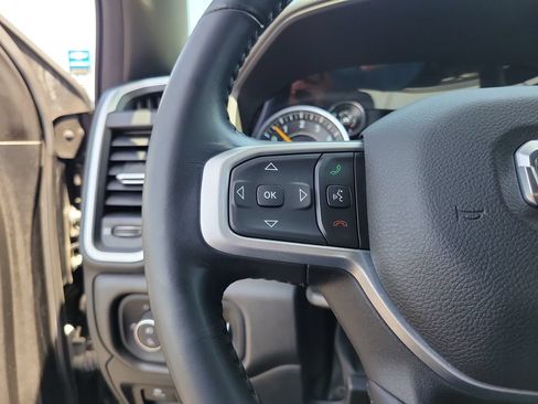 Used 2022 RAM 1500 Big Horn AWD/4WD image 24