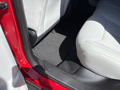 New 2026 Jeep Cherokee Limited image 16