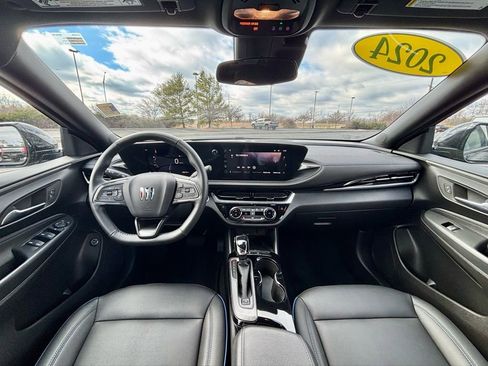 Used 2024 Buick Envista Sport Touring w/ Convenience I Package image 23