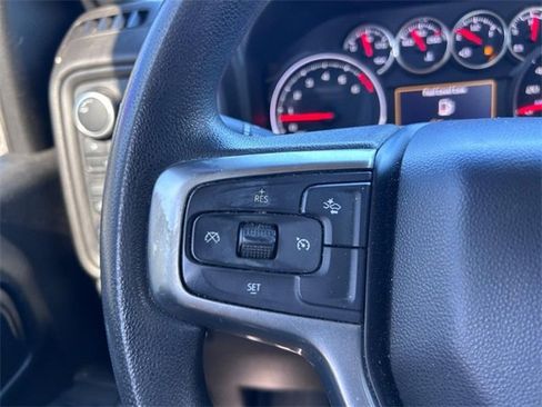 Used 2021 Chevrolet Silverado 2500 Custom w/ Custom Value Package image 10