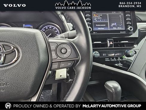 Used 2024 Toyota Camry SE image 23