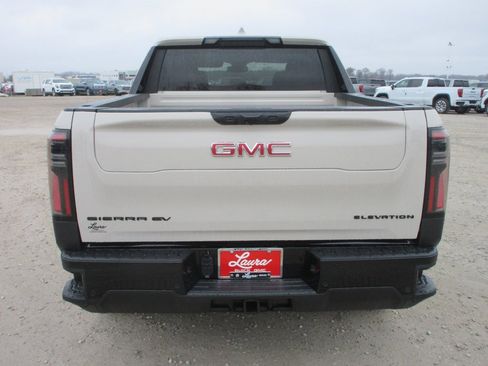 New 2026 GMC Sierra EV Elevation image 5