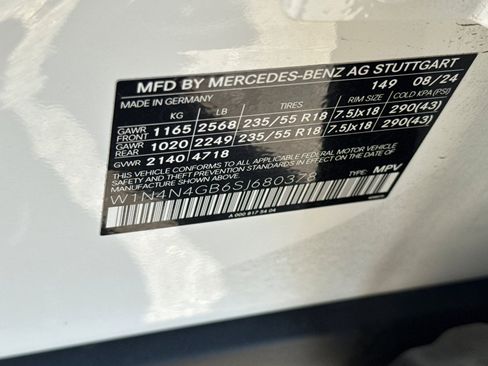 Certified 2025 Mercedes-Benz GLA 250 image 37