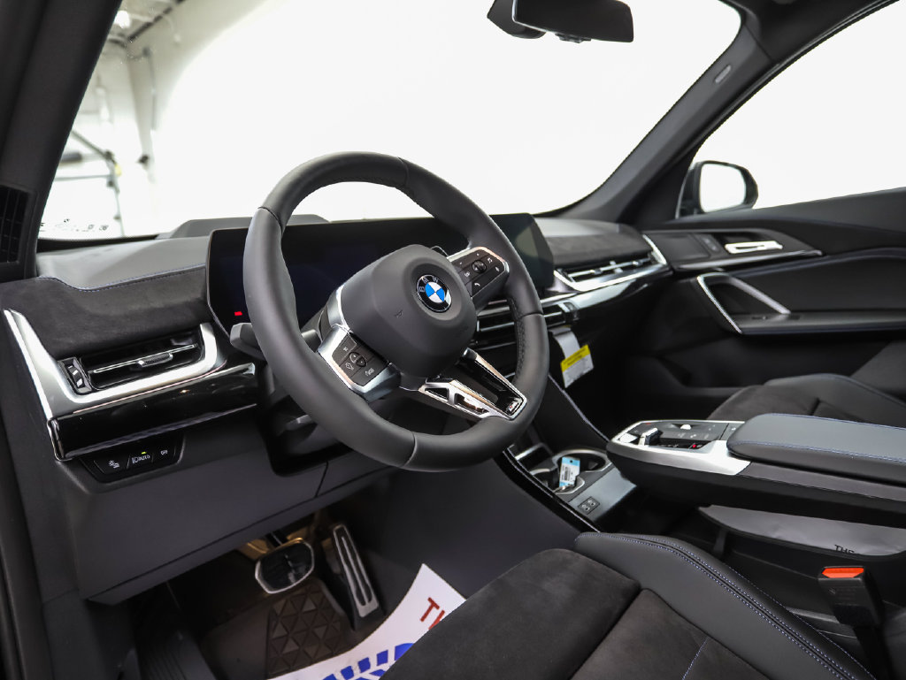 Used 2026 BMW X1 xDrive28i w/ Technology Package AWD/4WD image 10