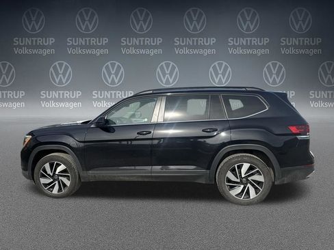 Used 2025 Volkswagen Atlas SE FWD image 33