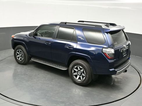 Used 2023 Toyota 4Runner TRD Off-Road AWD/4WD image 41