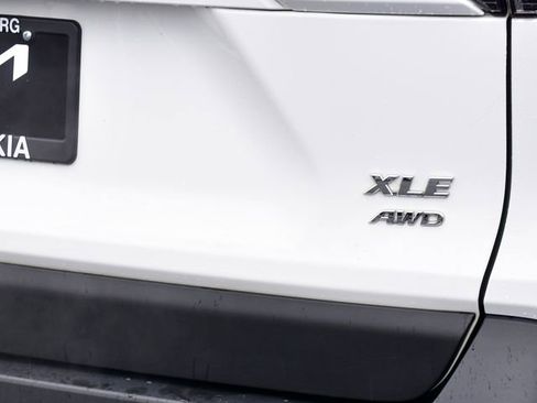 Used 2019 Toyota RAV4 XLE Premium w/ Cold Weather Package image 11