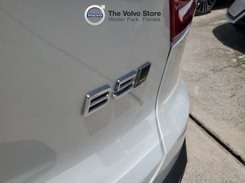 Certified 2026 Volvo XC40 B5 Plus AWD/4WD image 9