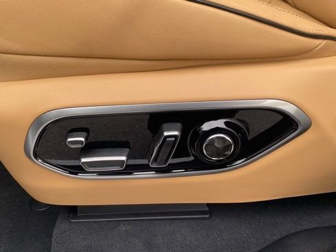 New 2025 Jeep Grand Cherokee Summit image 17