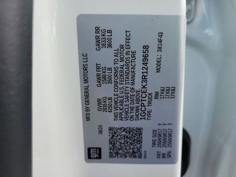 New 2024 Chevrolet Colorado LT w/ LT Convenience Package III image 70