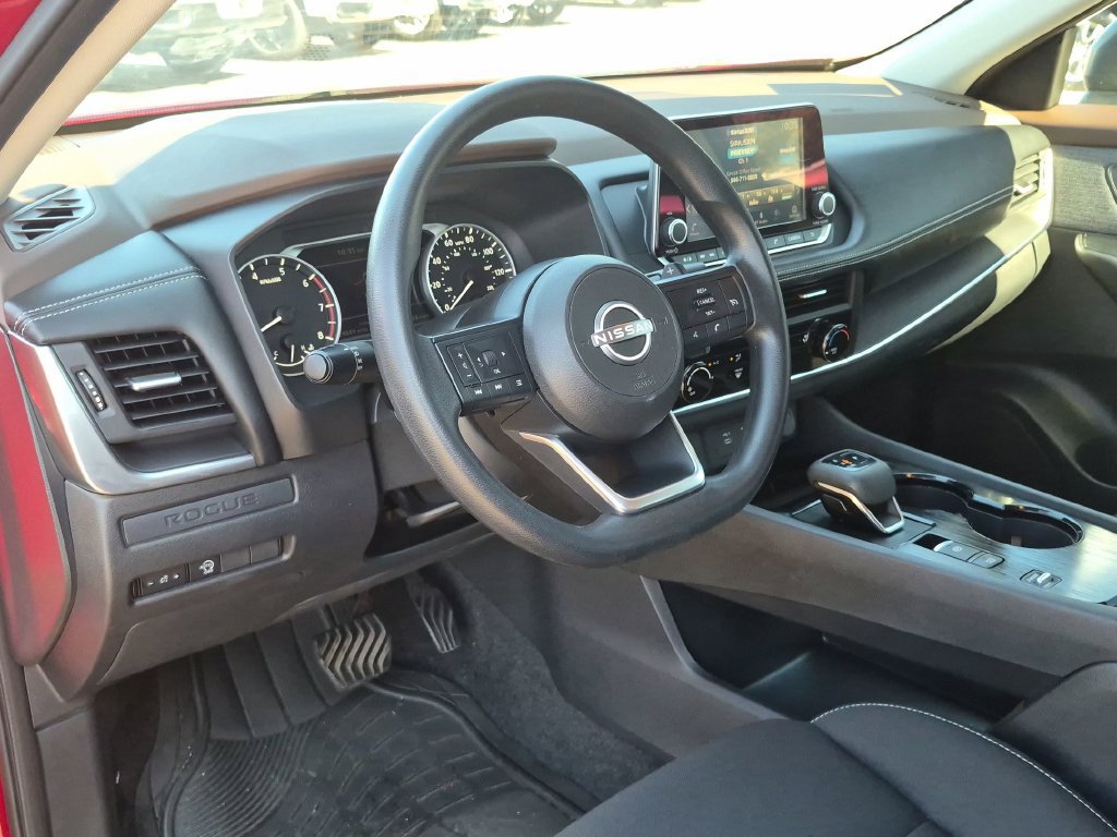 Used 2023 Nissan Rogue S FWD image 34