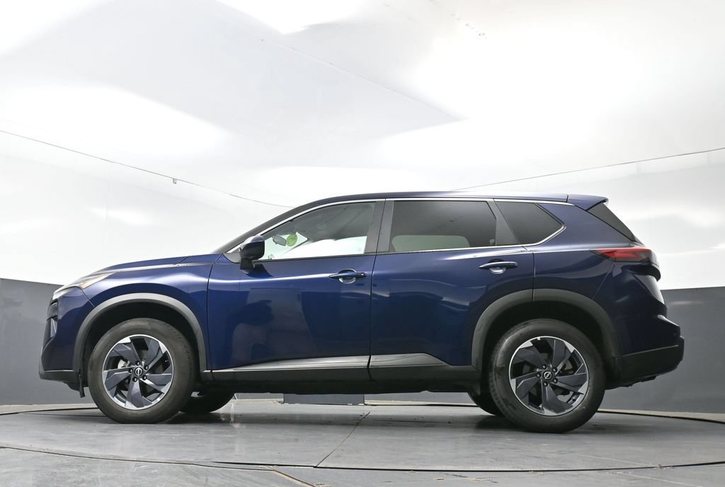 Used 2025 Nissan Rogue SV FWD image 44