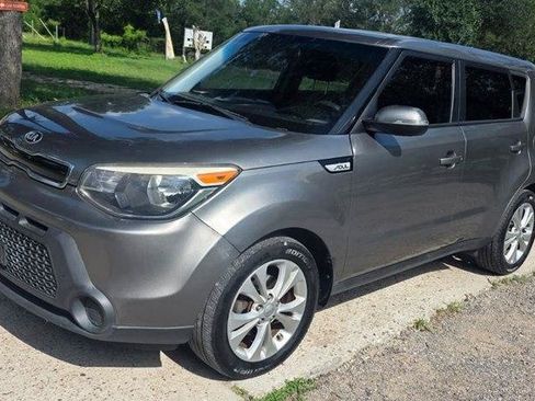 Used 2014 Kia Soul + FWD image 1