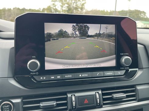 Certified 2024 Nissan Pathfinder S image 10