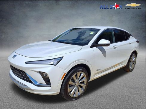 Used 2025 Buick Envista Avenir FWD image 1