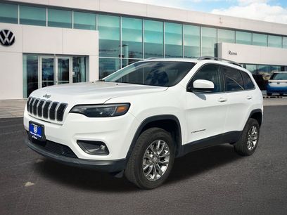 Used 2019 Jeep Cherokee Latitude Plus w/ Comfort/Convenience Group