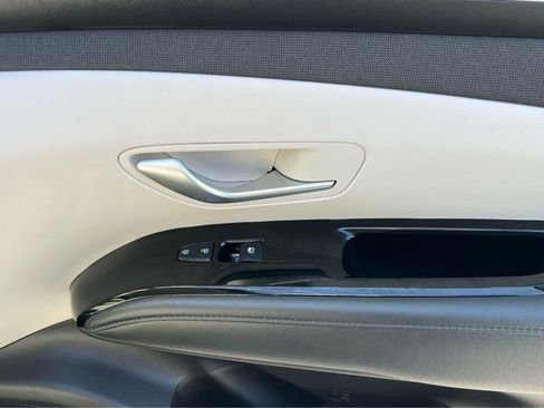 Certified 2024 Hyundai Tucson Limited AWD/4WD image 19